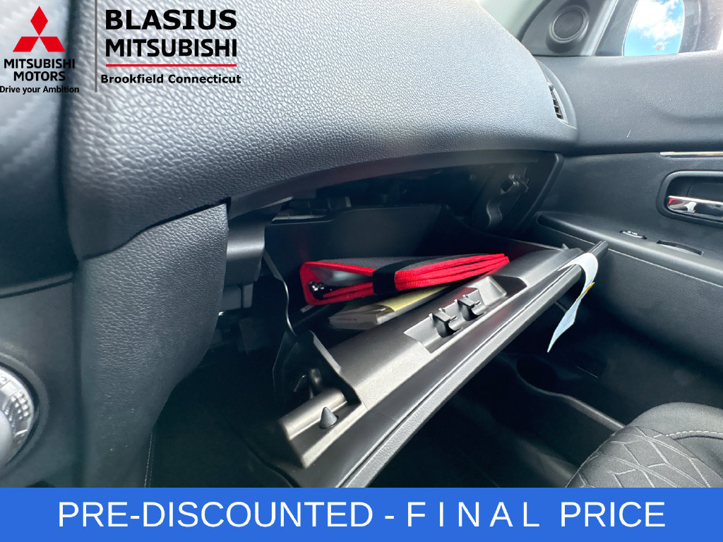 Used 2025 Mitsubishi Outlander Sport ES AWD/4WD image 31