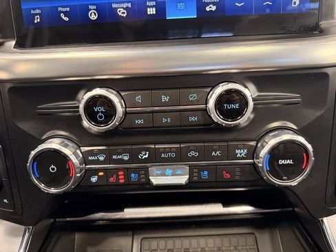 Used 2023 Ford F150 Lariat w/ Equipment Group 502A High image 46