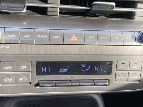 Used 2025 Hyundai Kona SEL image 15