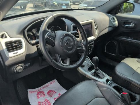 Used 2021 Jeep Compass Latitude AWD/4WD image 4