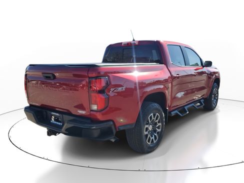 Used 2023 Chevrolet Colorado Z71 image 4