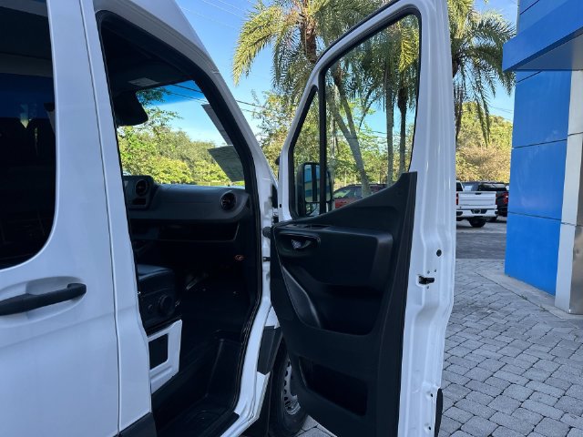 Used 2023 Mercedes-Benz Sprinter 2500 image 23