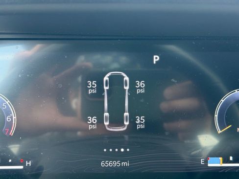 Used 2022 Jeep Grand Cherokee L Limited RWD image 16