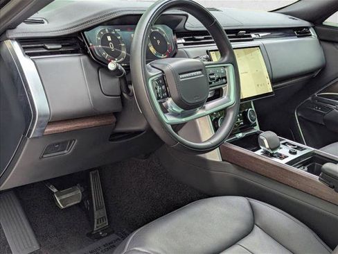 Used 2023 Land Rover Range Rover SE AWD/4WD image 8