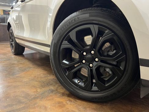 Used 2020 Land Rover Range Rover Evoque S image 37