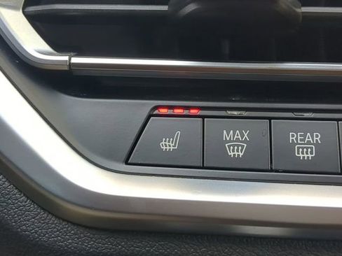 Used 2019 BMW 330i Sedan w/ Convenience Package image 26