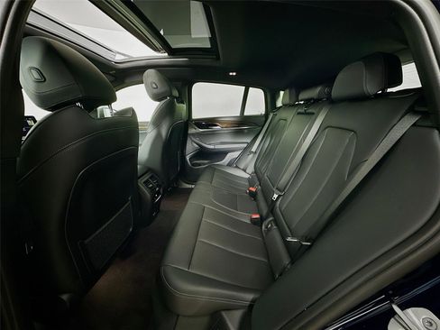 Used 2023 BMW X4 xDrive30i w/ Premium Package image 25