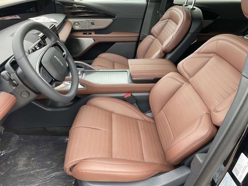 New 2026 Lincoln Nautilus Reserve image 13