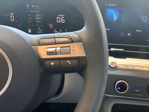 Certified 2025 Hyundai Kona SE FWD image 24