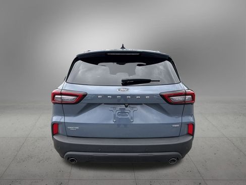 Used 2025 Ford Escape ST-Line w/ Equipment Group 301A image 8