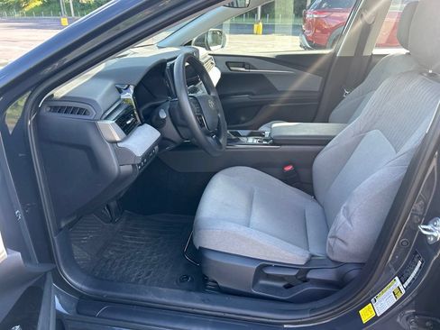 Used 2025 Toyota Camry LE FWD image 9