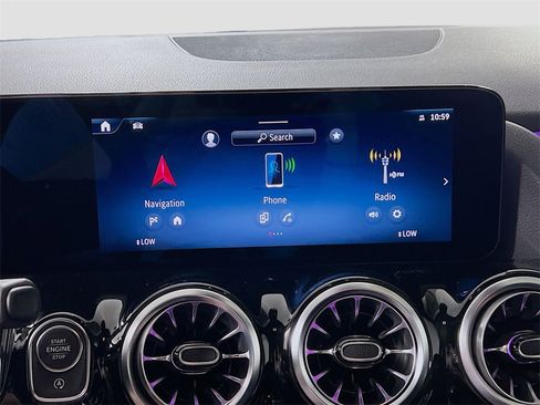 New 2025 Mercedes-Benz GLA 250 4MATIC image 15