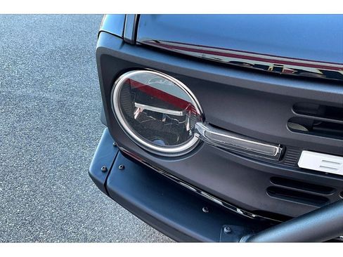Used 2024 Ford Bronco Black Diamond image 31