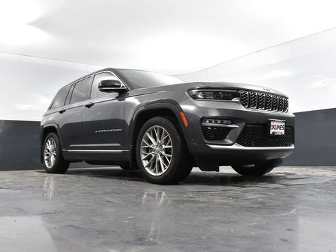 Used 2022 Jeep Grand Cherokee Summit w/ MOPAR Finishing Package AWD/4WD image 55