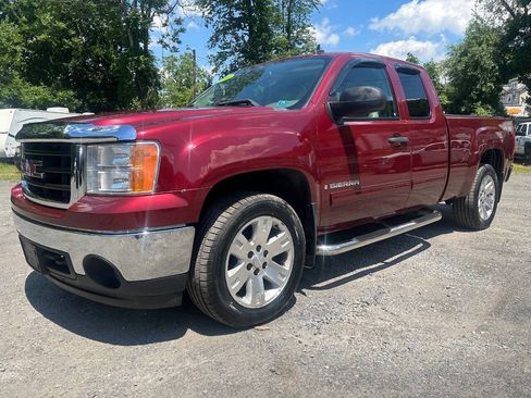 Used 2008 GMC Sierra 1500 SLE w/ Sierra NFL Edition AWD/4WD image 1