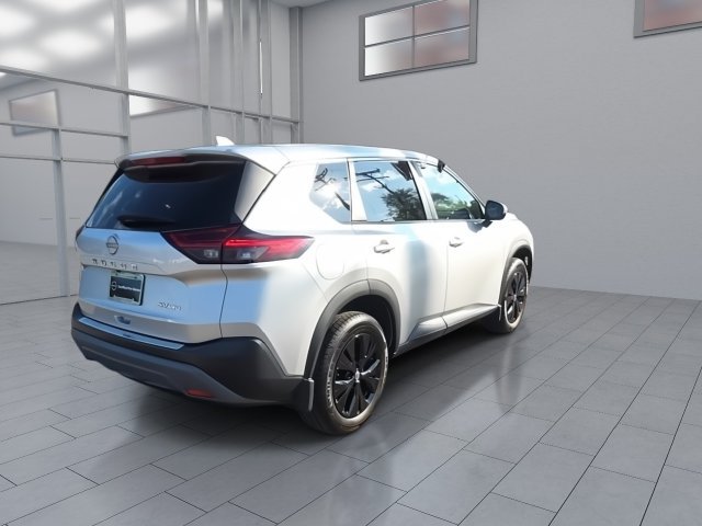 Certified 2022 Nissan Rogue SV AWD/4WD image 8