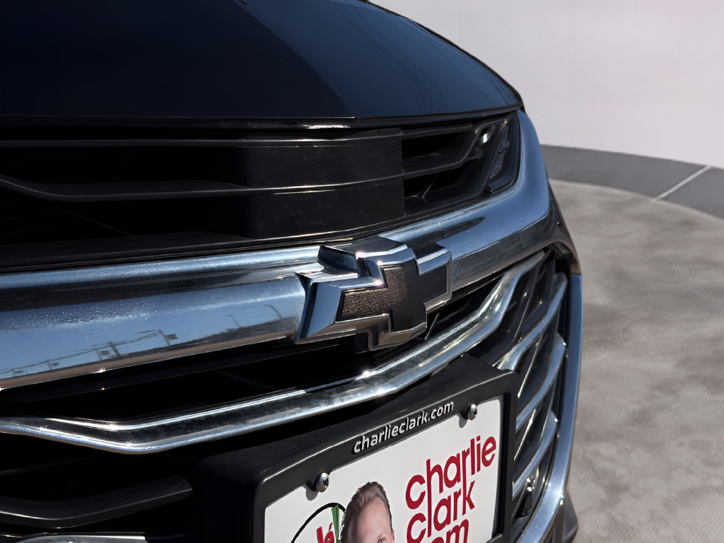 Used 2019 Chevrolet Malibu Premier w/ Sun and Wheel Package FWD image 31