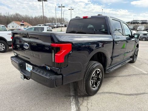 Used 2023 Ford F150 Lightning XLT image 7