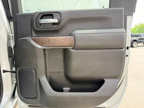 Used 2020 GMC Sierra 2500 Denali w/ Denali Ultimate Package image 40