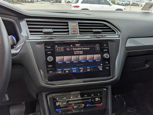 Certified 2022 Volkswagen Tiguan SE image 25