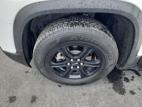 Certified 2023 GMC Acadia AT4 w/ Technology Package image 41