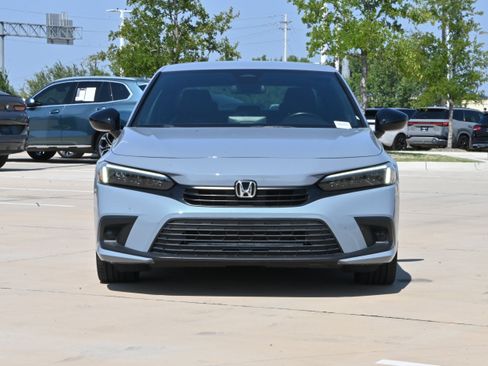 Used 2023 Honda Civic Sport image 3