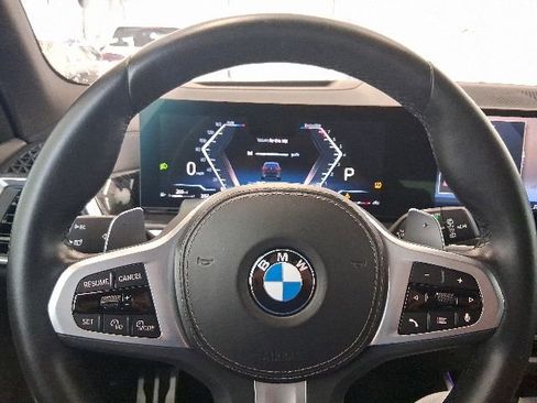 Used 2024 BMW X5 sDrive40i w/ Executive Package RWD image 9