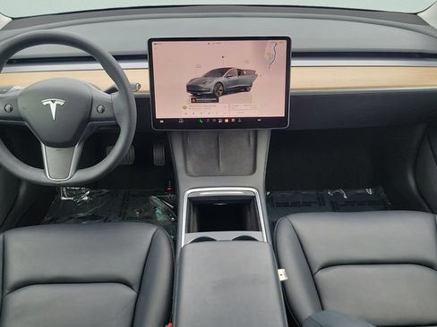 Used 2023 Tesla Model 3 Standard Range RWD image 11