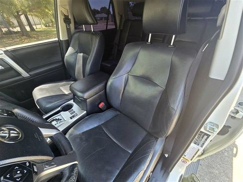 Used 2017 Toyota 4Runner Limited AWD/4WD image 11