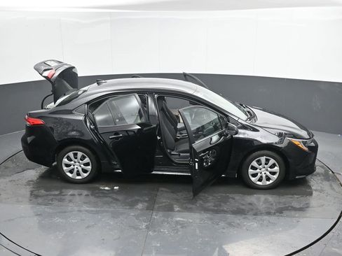 Used 2024 Toyota Corolla LE image 52