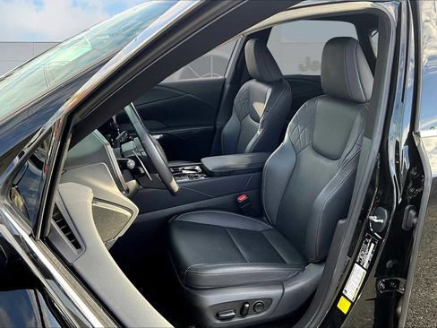 Used 2024 Lexus RX 350 image 11