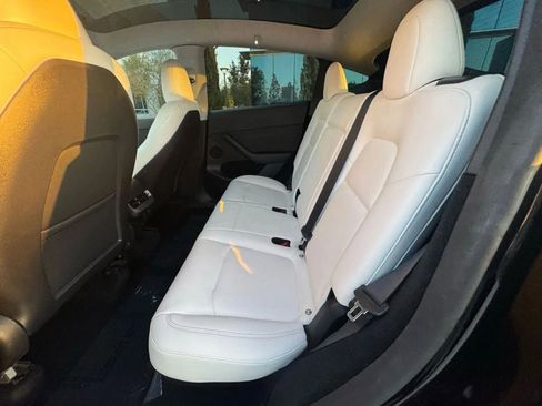 Used 2023 Tesla Model Y Long Range image 14