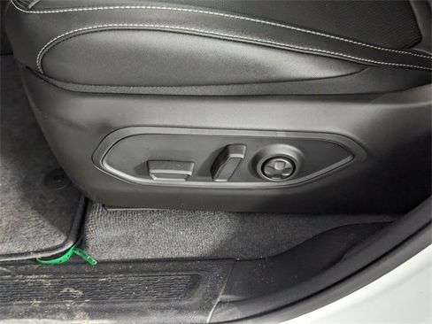 New 2024 Jeep Grand Cherokee Limited 4xe w/ Luxury Tech Group II image 16