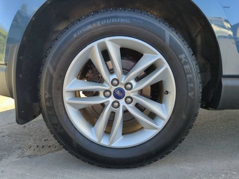 Used 2016 Ford Edge SEL w/ Equipment Group 201A FWD image 12