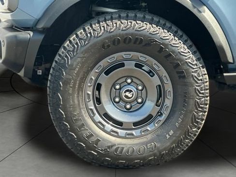 Used 2025 Ford Bronco Badlands w/ Matte Film Protection Package AWD/4WD image 31