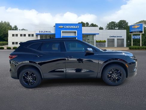 Used 2022 Chevrolet Blazer LT w/ Midnight/Sport Edition AWD/4WD image 3