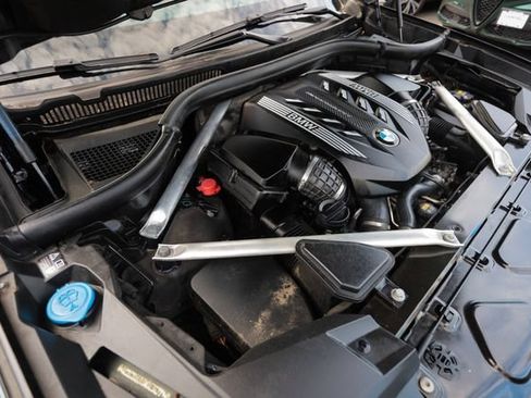 Used 2021 BMW X7 M50i AWD/4WD image 88