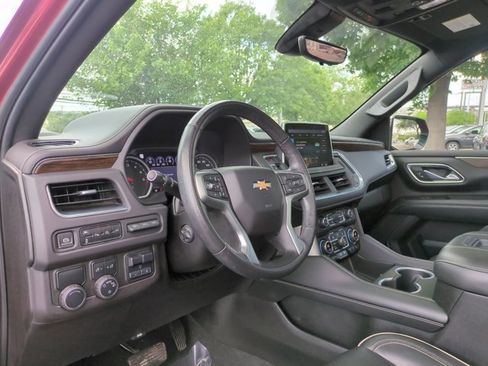 Used 2021 Chevrolet Tahoe Premier w/ Premium Package image 10