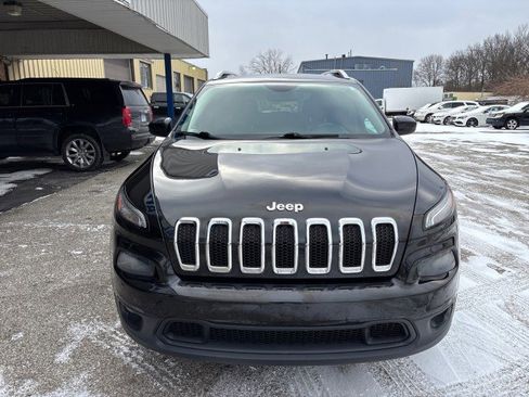 Used 2014 Jeep Cherokee Latitude image 2