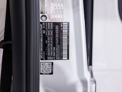 Used 2025 Mercedes-Benz G 63 AMG 4MATIC image 49