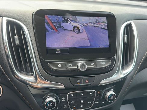 Used 2024 Chevrolet Equinox Premier FWD image 31
