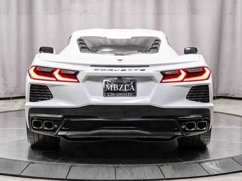 Used 2020 Chevrolet Corvette Stingray Coupe w/ 1LT RWD image 3