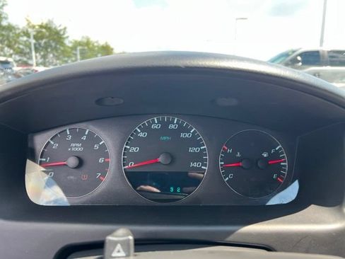 Used 2011 Chevrolet Impala LT w/ Luxury Edition Package FWD image 11
