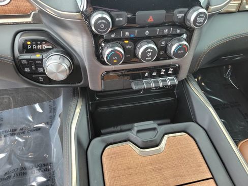 Used 2022 RAM 1500 Limited AWD/4WD image 20