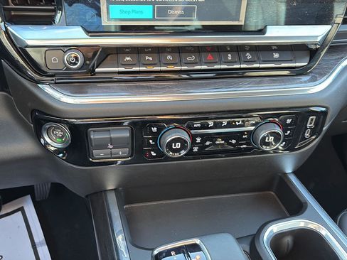 Used 2023 Chevrolet Silverado 1500 LTZ image 23