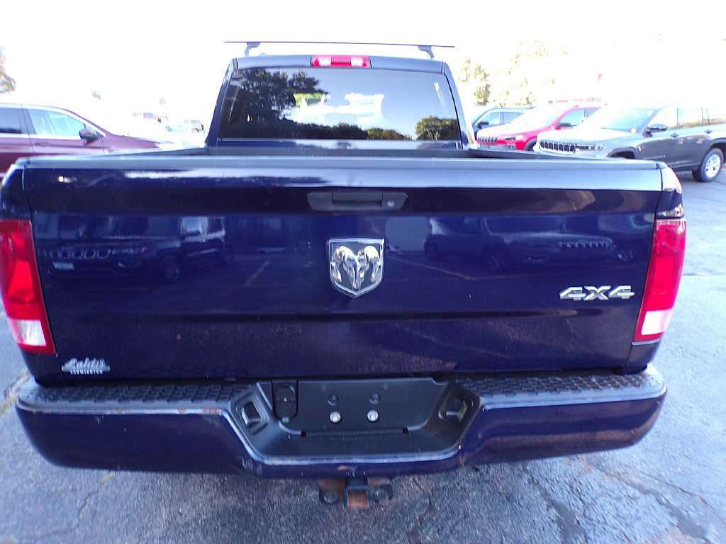 Used 2016 RAM 1500 Express AWD/4WD image 10