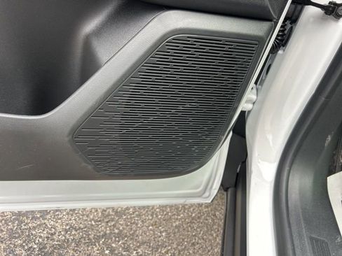 New 2026 Chevrolet Equinox LT image 14