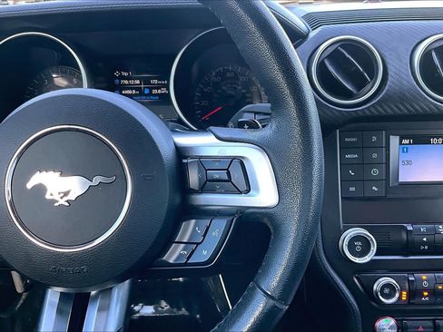 Used 2020 Ford Mustang Coupe RWD image 22
