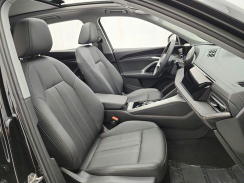 Used 2025 Audi Q5 Premium Plus w/ Premium Plus AWD/4WD image 19