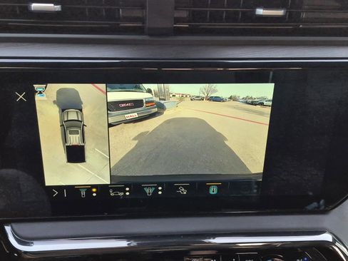 Certified 2023 GMC Sierra 1500 AT4X image 31